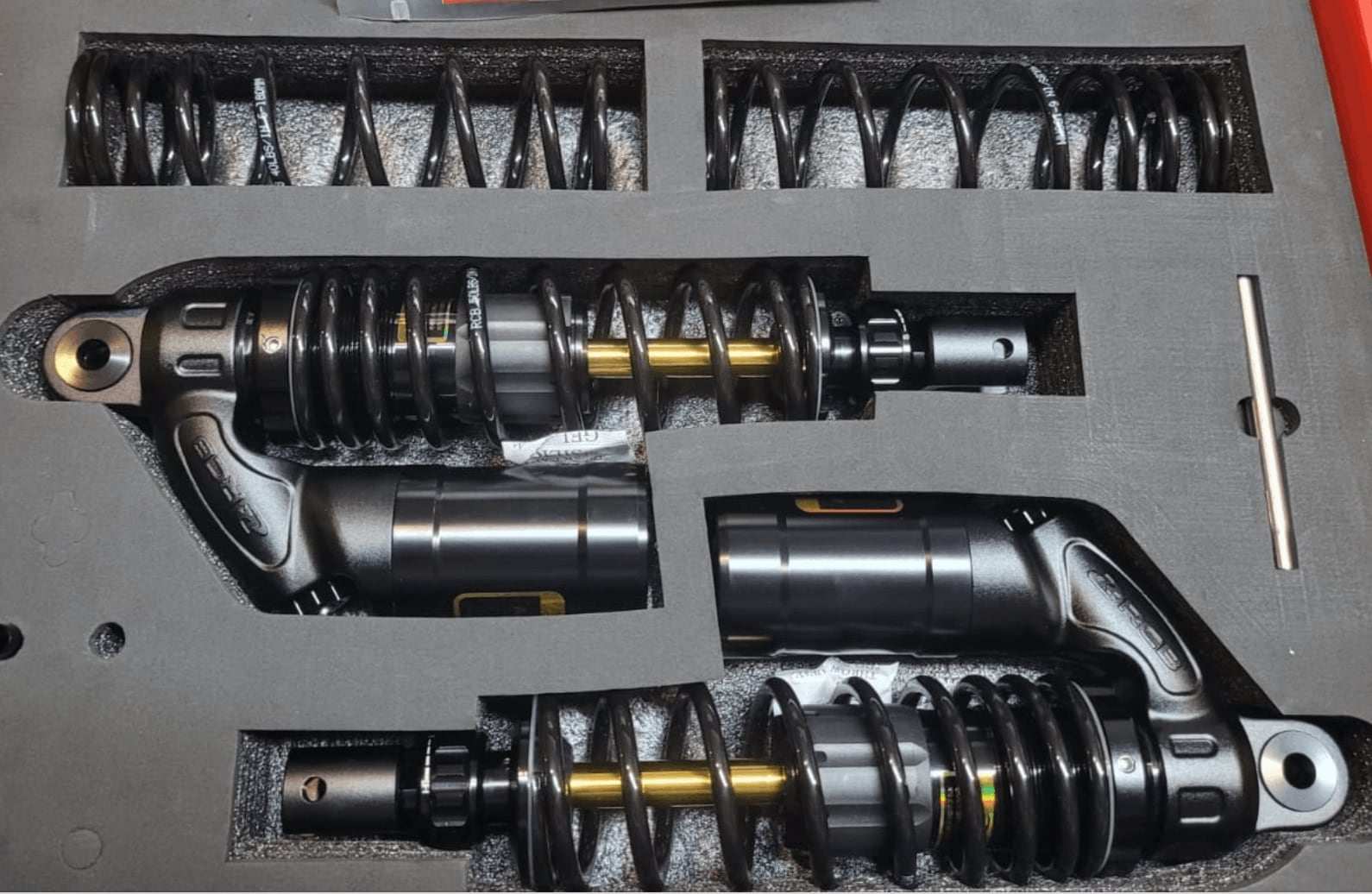 Second image of RCB VD SERIES SUSPENSION REAR SHOCK ABSORBER FOR AEROX BLACK GOLDEN 01A0164Z