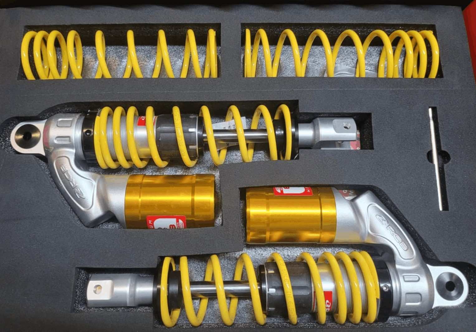 Second image of RCB VE SERIES SUSPENSION REAR SHOCK ABSORBER FOR AEROX YELLOW GOLD 01A0171Y