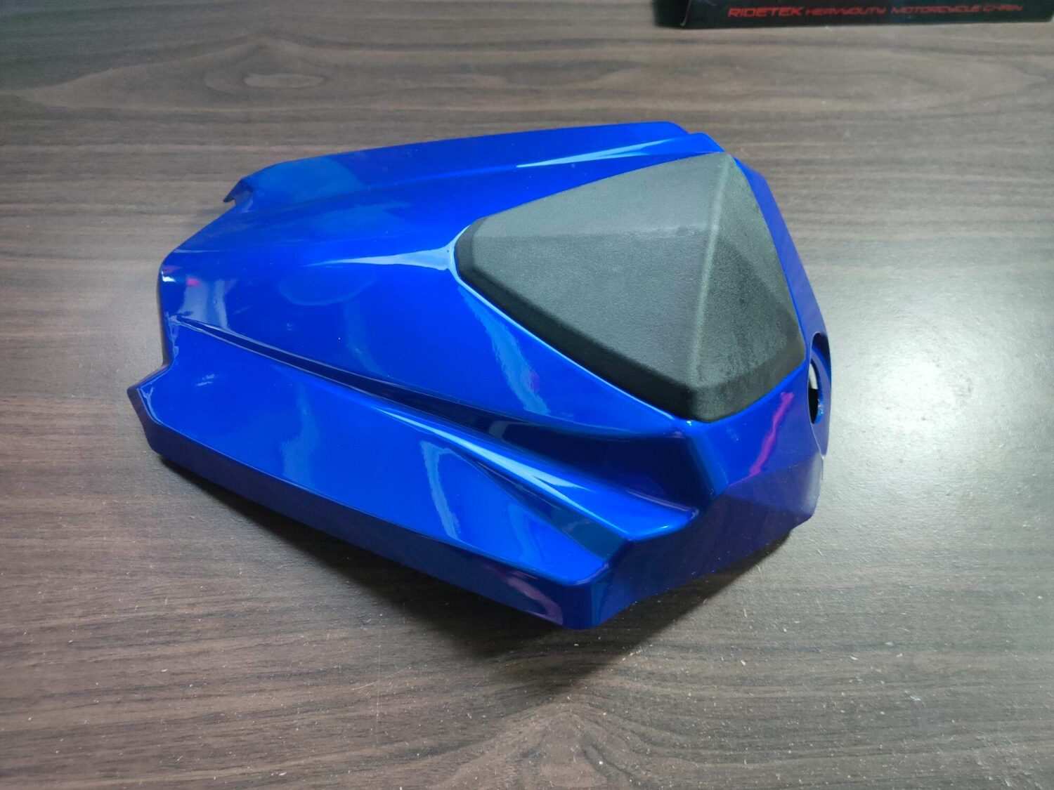 Second image of Yamaha R15 V3 seat cowl