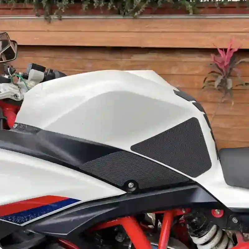 Second image of Traction Grips For BMW G 310 RR